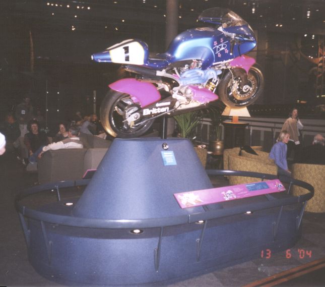 Fot. #H3. Motocykl s�ynnego geniusza technicznego Johna Britten